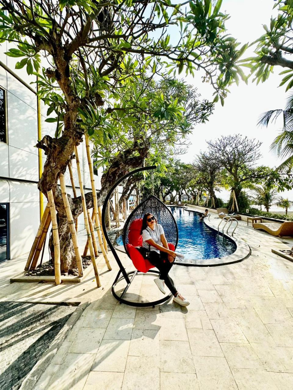 Singaraja Hotel - Chse Certified Экстерьер фото
